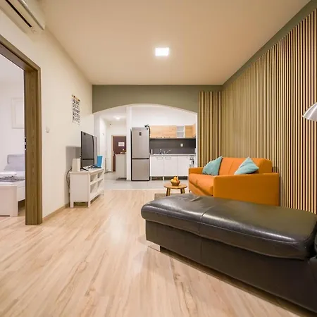 Apartment Vesna Convenient Bratislava