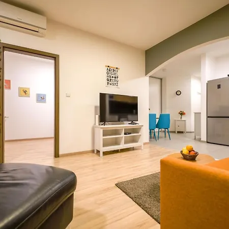 Vesna Convenient Apartment *