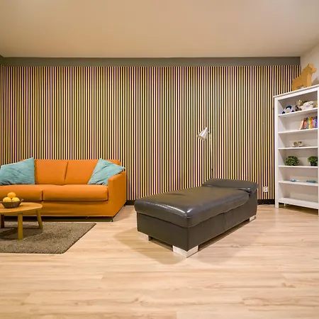 Vesna Convenient By Chors *